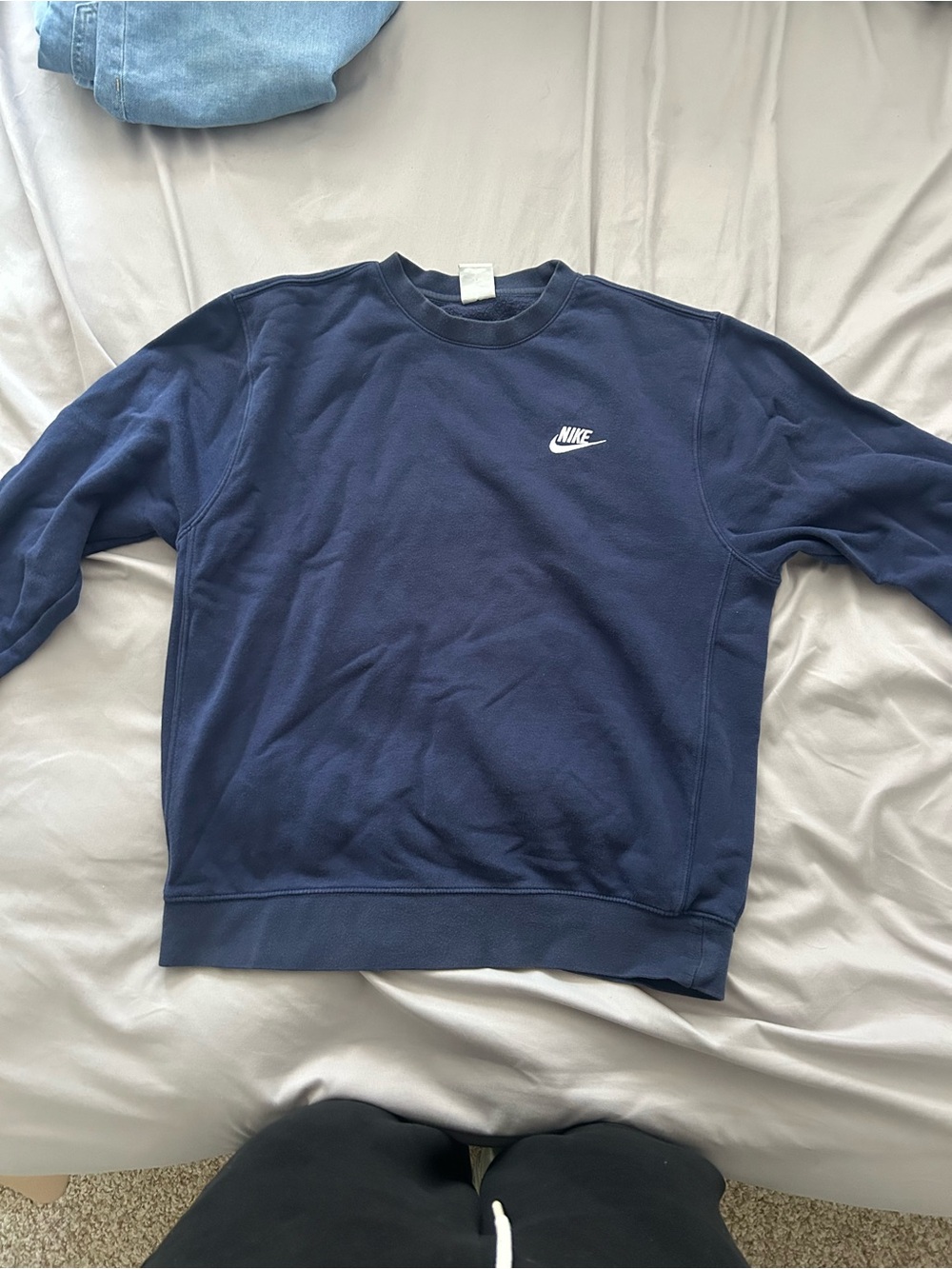 Nike Men’s Navy Blue Crewneck Sweatshirt with White Logo